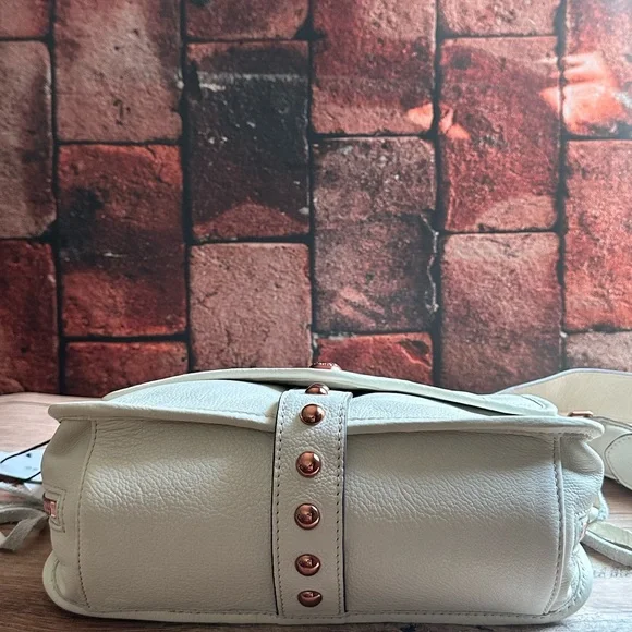 NWT Aimee Kestenberg White Leather Crossbody Bag with pockets and wide strap. - Picture 3 of 16